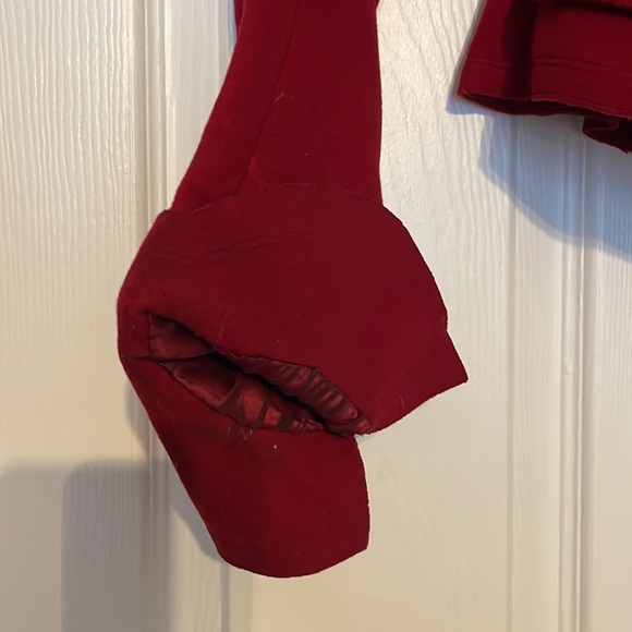 Vintage Childrens Red Jacket with Green Velvet Collar - Picture 4 of 12